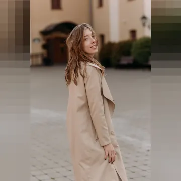 Bej Kuşaklı Trençkot